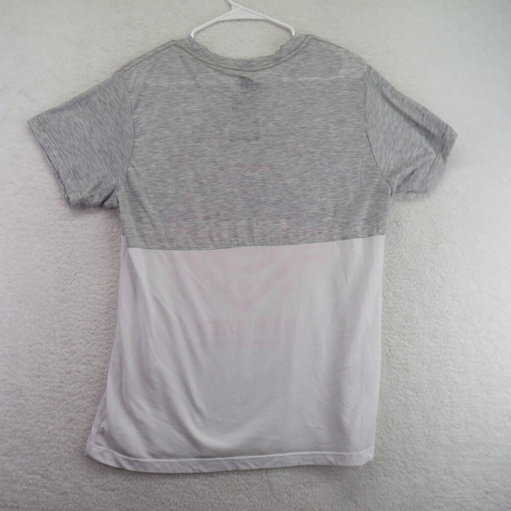 American Fighter Athletic T Shirt Size XL Gray White‎ Pink Metallic Logo - Picture 3 of 7
